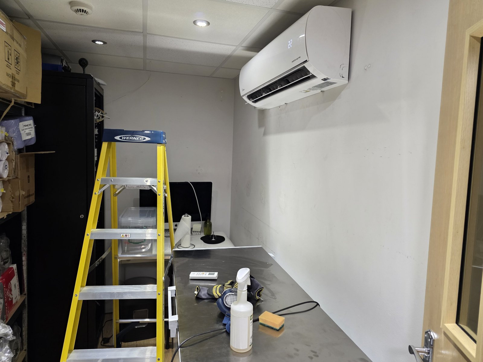Midea wall-mounted air conditioning unit after service in Stockwell