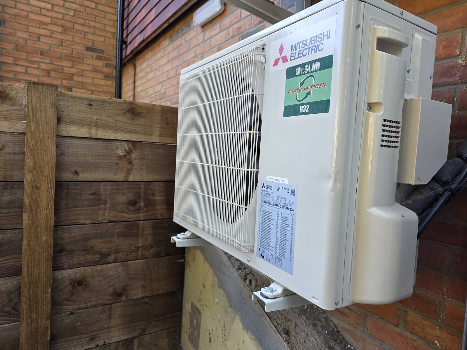 Mitsubishi Mr. Slim R32 outdoor air conditioning unit, Bromley